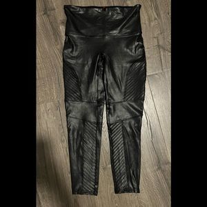 SPANX - HOT motorbike faux leather stretch pants